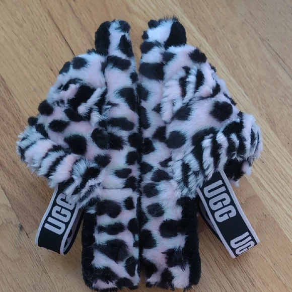 UGG Black and Pink Fuzzy Slippers - Picture 4 of 4